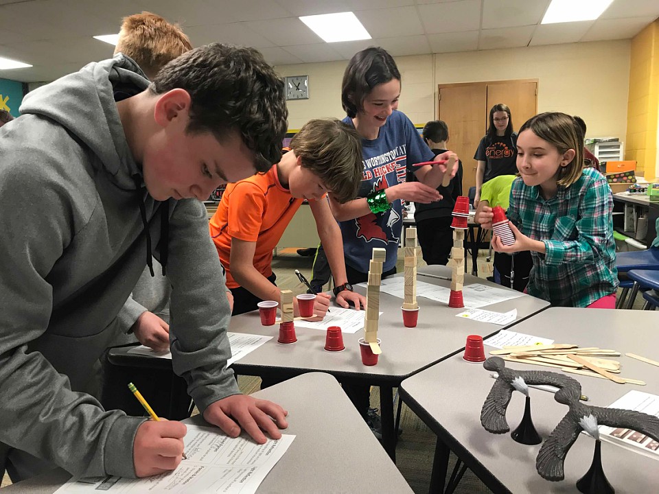 Evening Street 5th graders participating in a student led lab during the Ohio Energy Project.
