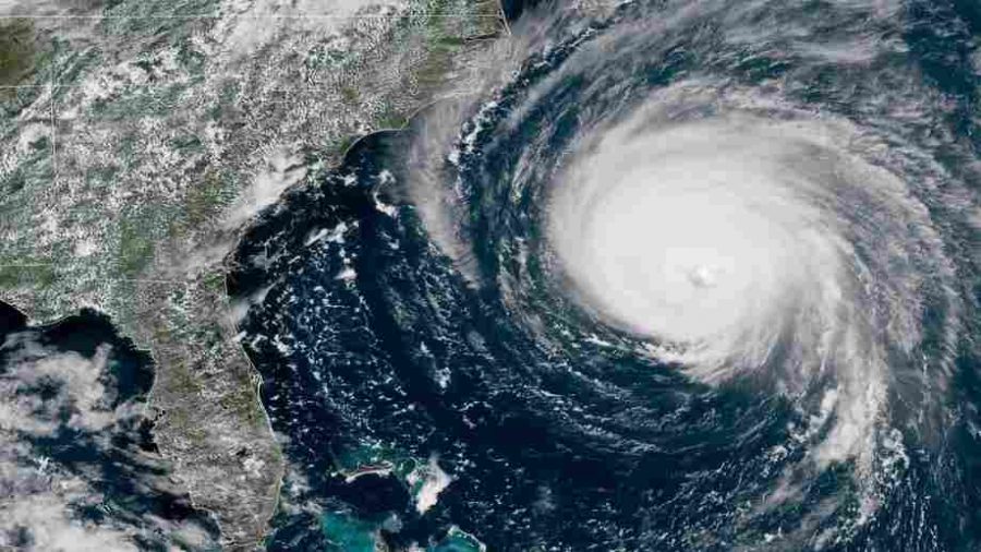 Satellite image of Hurrican Florence heading towards the Carolinas. 